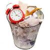 Time waster: Clock thrown out in garbage