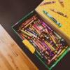 A box of crayons, photo by Leisy Vidal
